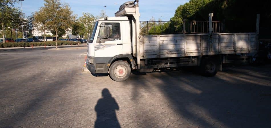 Flatbed truck ready to deliver pallets of fresh sod in the New Orleans area